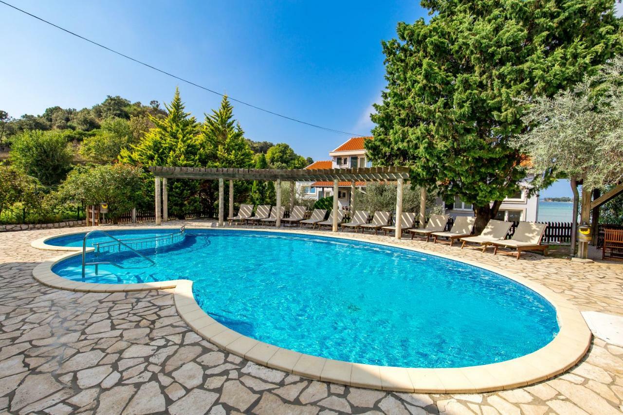 Villas Kampor מראה חיצוני תמונה