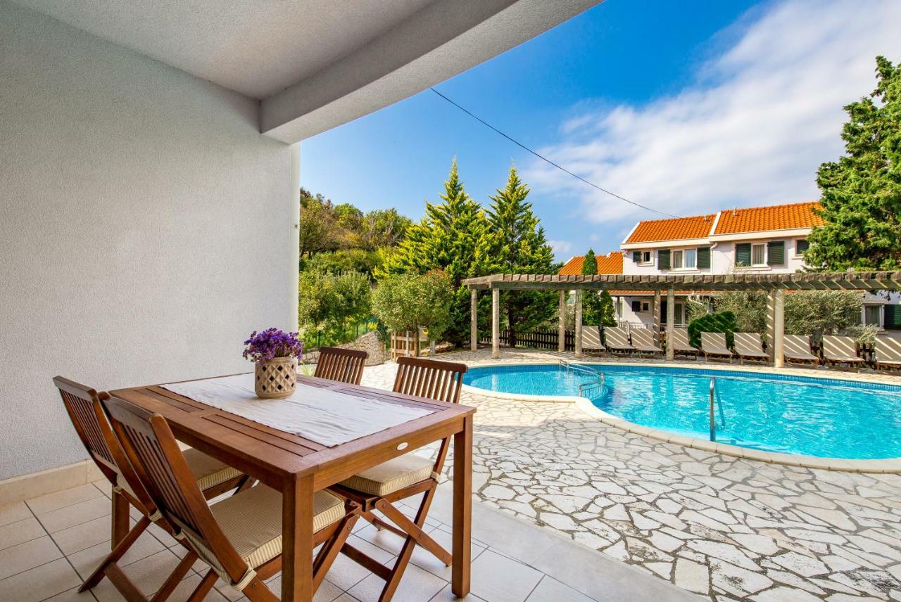 Villas Kampor מראה חיצוני תמונה